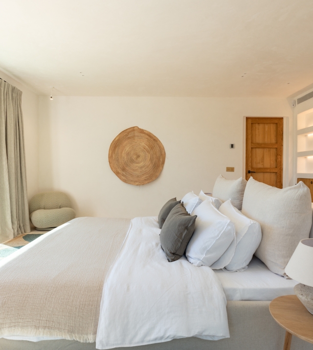 Resa Estates finca blakstad te koop vastgoed Ibiza bedroom 4.jpg